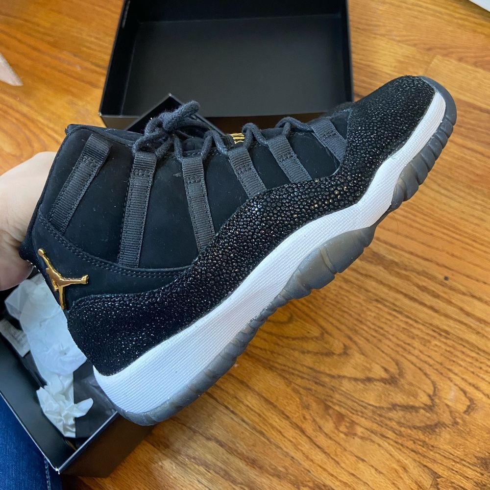 Air Jordan Retro 11 Heiress